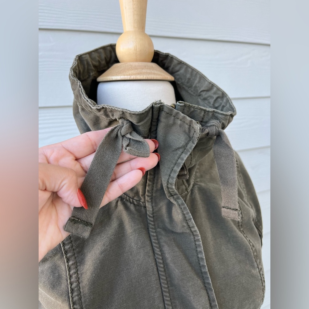 Abercrombie & Fitch military cropped jacket size XS - Picture 3 of 10